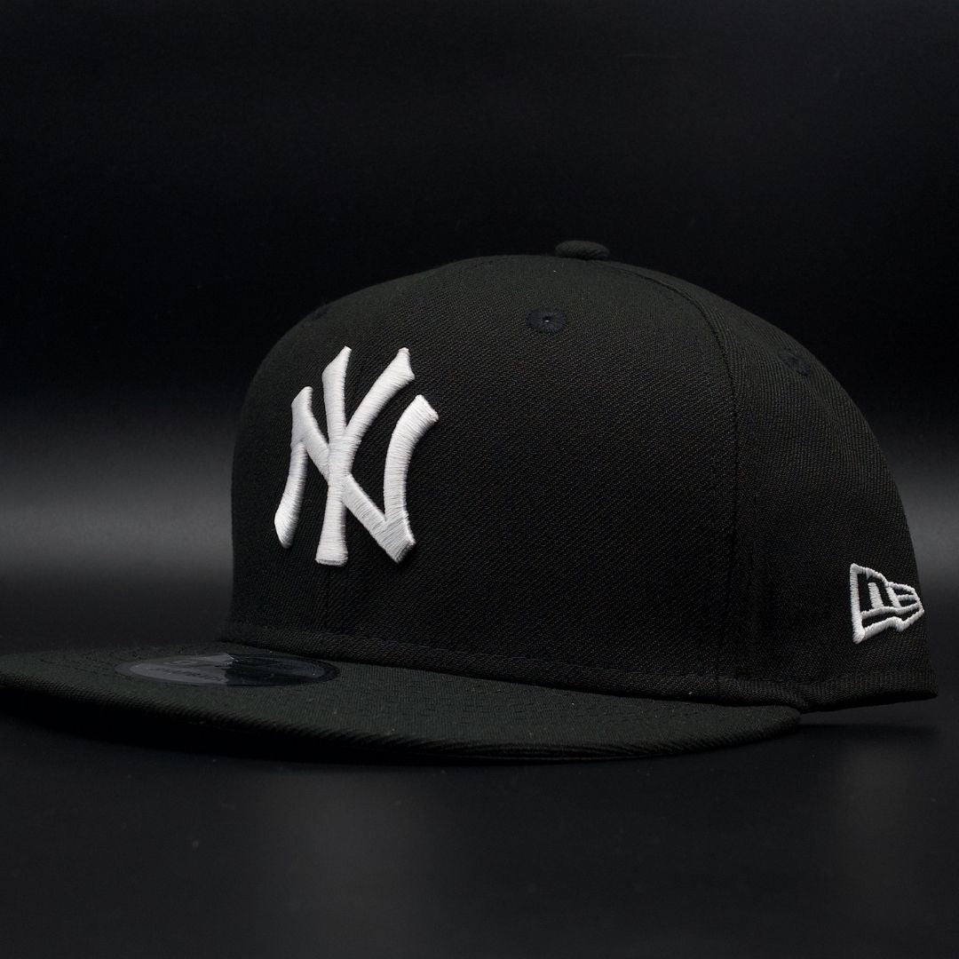 NY YANKEES SNAP BACK