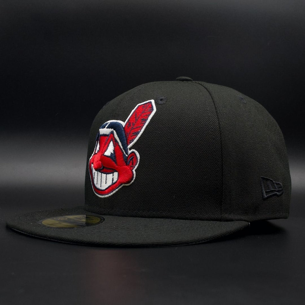 CHIEF WAHOO SIDE FEATHER