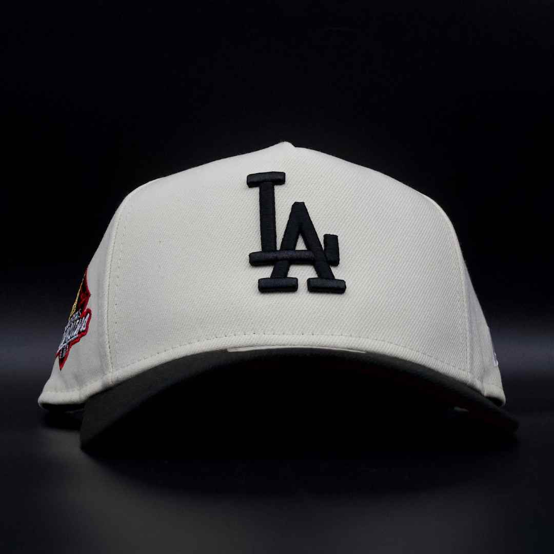 LA A FRAME 24' CHAMPIONS