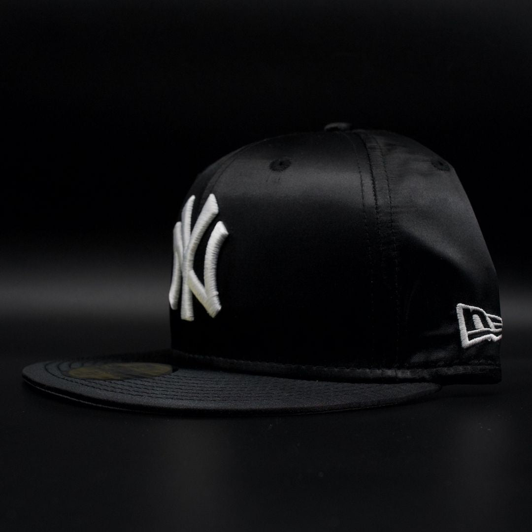 NY YANKEES SATIN 99' WORLD SERIES