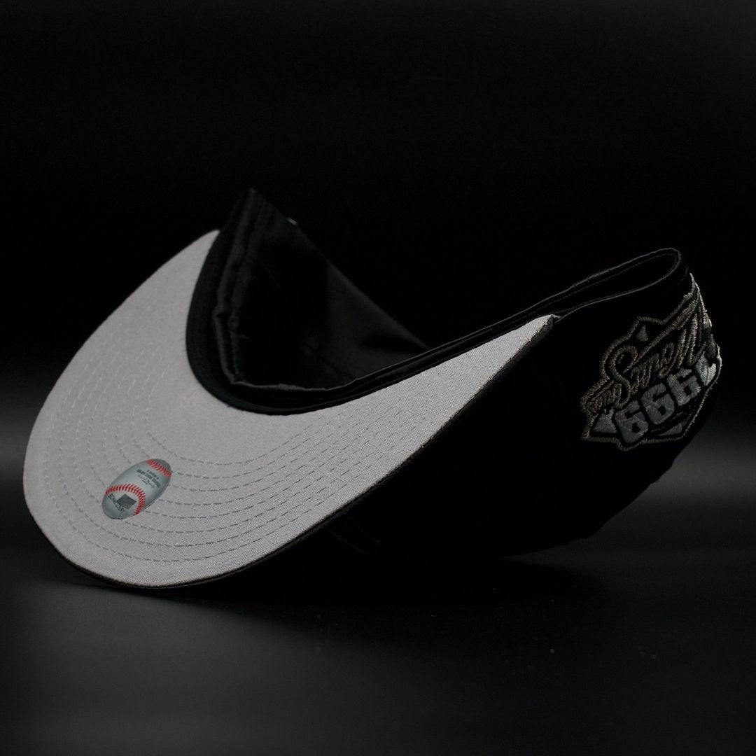 NY YANKEES SATIN 99' WORLD SERIES