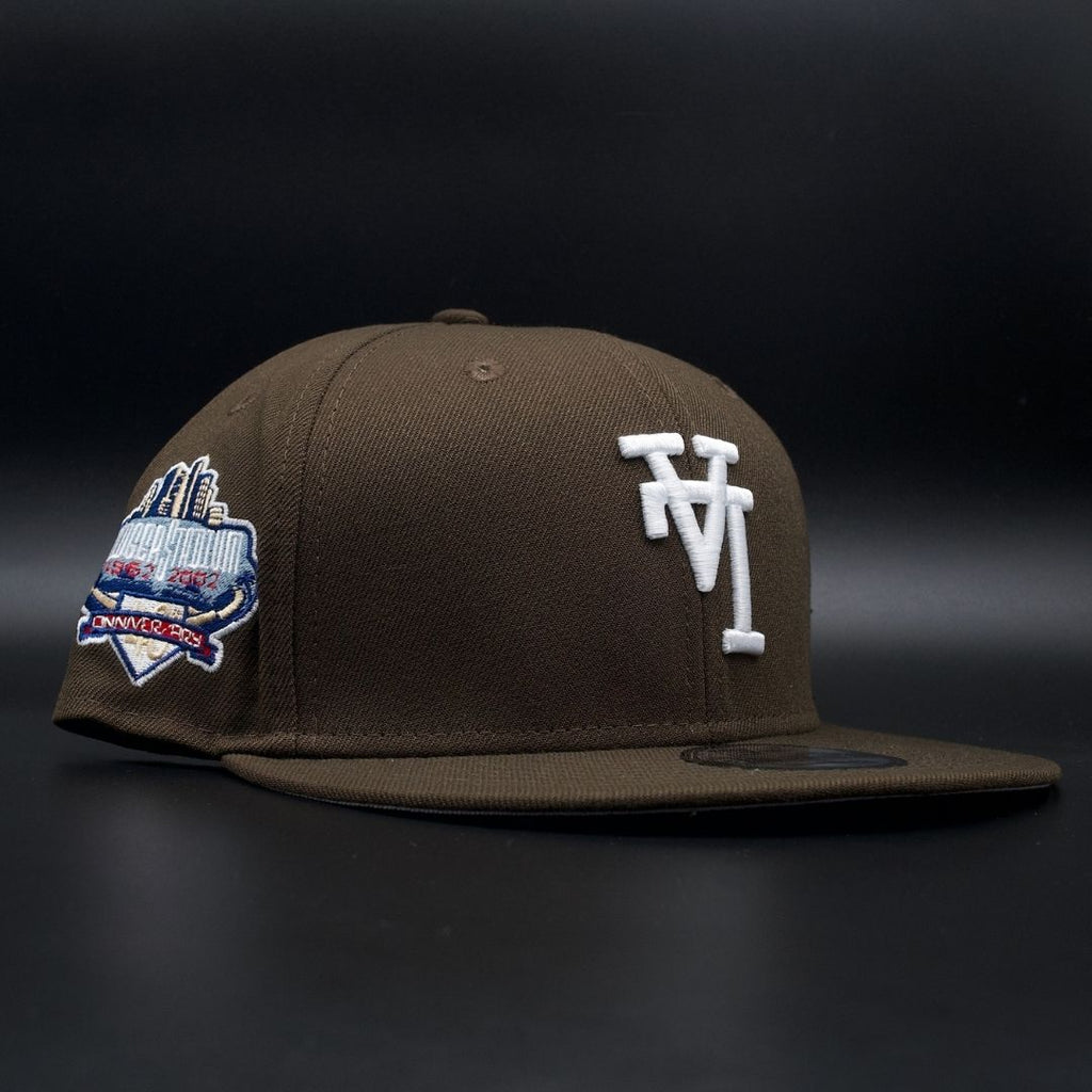 UPSIDE DOWN LA SNAP BACK DODGER STADIUM