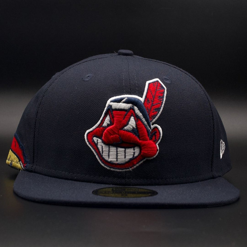 CHIEF WAHOO SIDE FEATHER