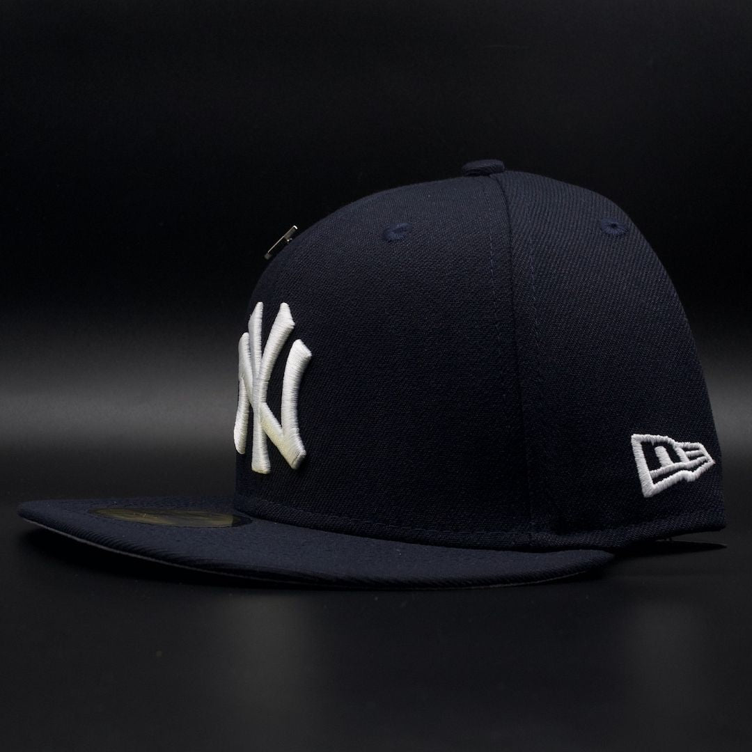 NY YANKES x PAPER PLANES